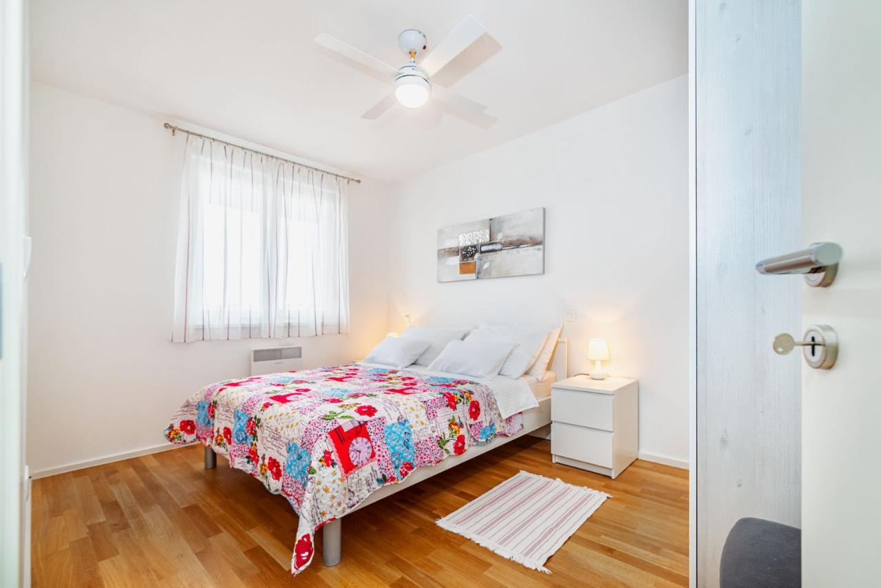 Ap Stella, Center Of Zadar, 2Br, Parking Apartment Exterior photo